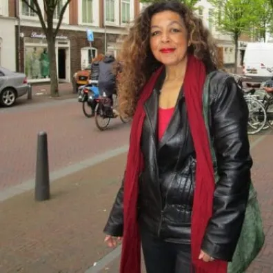 Evelyne