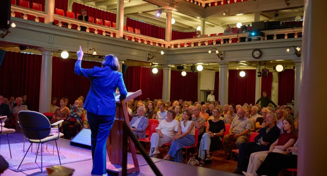 Monika Sie bij 80 jaar WBS