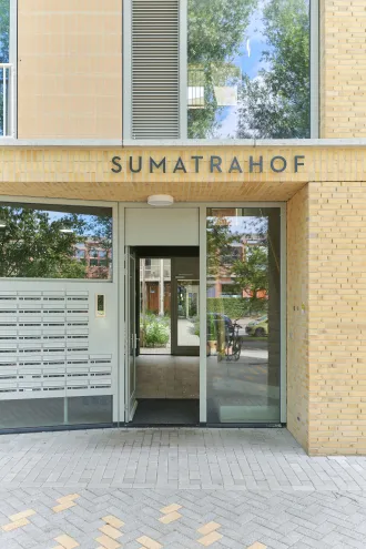 Entree van het Sumatrahof in Leiden